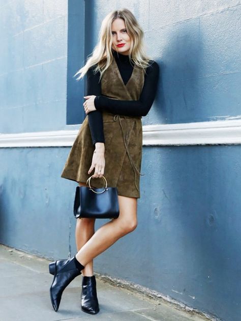 Make a dress winter-ready by layering a black turtleneck underneath. Fashion Me Now, Winter Date Night Outfits, How To Wear Ankle Boots, Moda Chic, Suede Dress, Looks Street Style, Business Outfit, Inspired Outfits, Dress Outfit