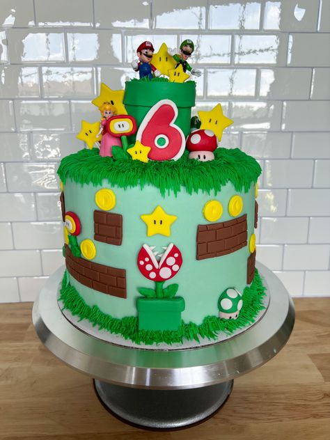 Super Mario bros cake Buttercream Mario Cake, Mario Party Birthday Cake, Super Mario Birthday Cake Buttercream, Luigi Cake, Mario Birthday Cake, Mario Bros Cake, Buttercream Birthday Cake, Super Mario Cake, Mario Y Luigi