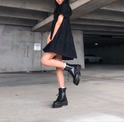 Maxi Dress And Doc Martens, Black Dress And Doc Martens, Docs And Dresses Outfit, Dress And Doc Martens, Black Doc Martens Outfit, 2016 Tumblr Outfits, Doc Martens Black, Black Dress Outfit, Academia Aesthetic Outfit