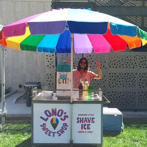 All-natural shaved ice via insta: lonosweetshop Diy Snow Cone Stand, Shaved Ice Cart, Shaved Ice Stand, Snow Cone Cart, Shave Ice Stand, Culinary Design, Rally Ideas, Snow Cone Stand, Rally Idea