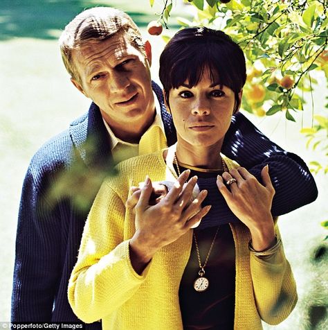 Steve Mcqueen Wife, Neile Adams, Steve Mcqueen Style, Steven Mcqueen, Steve Mc, American Legend, Famous Couples, Al Pacino, Steve Mcqueen