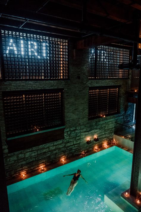 AIRE Ancient Baths Chicago Spa Review — bows & sequins Aire Ancient Baths London, Aire Ancient Baths, Salt Water Bath, Chicago Spa, Quick Meditation, Spa Lighting, Mud Bath, West Town, Indoor Outdoor Pool