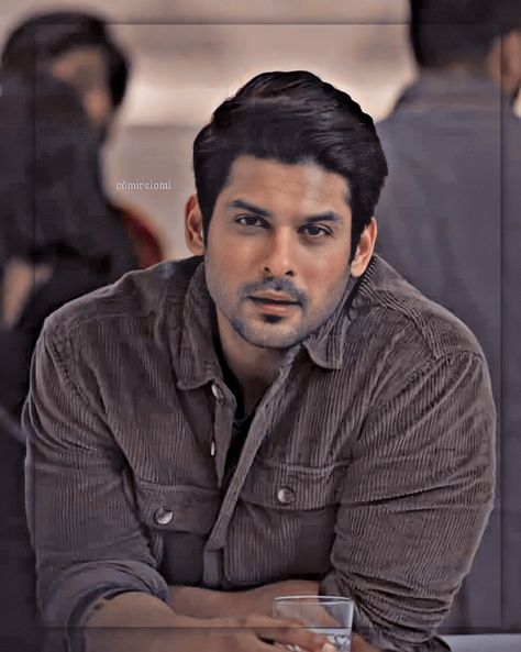 Siddharth Shukla Wallpaper, Sidharth Shukla Wallpaper, Mankirt Aulakh, Bollywood Love Quotes, Siddharth Shukla, Artis India, Sidharth Shukla, Jeep Wallpaper, Motion Images