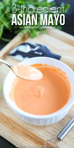 Dynamite Sauce For Sushi, Keto Sushi Sauce, Spicy Sauce For Sushi, Asian Mayo Sauce, Healthy Spicy Mayo, Asian Spicy Mayo, Spicy Sushi Sauce, Spicy Mayo Sushi, Dynamite Sauce Recipe