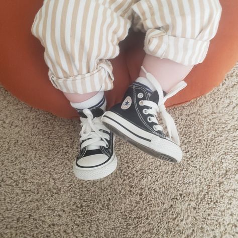 Baby Converse Outfit, Baby Boy Converse, Converse Baby, Striped Overalls, Converse Outfit, Toddler Converse, Baby Converse, Modern Pictures, Black Converse