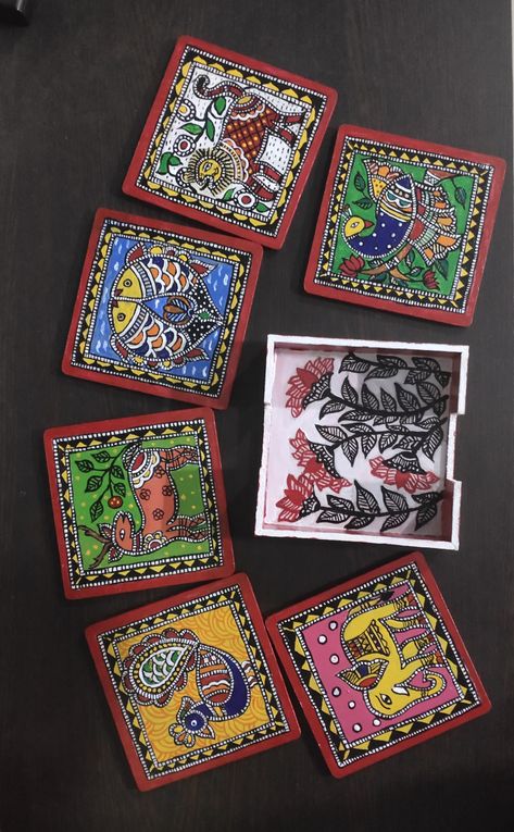 Madhubani Tea Coasters, Madhubani Art Coasters, Madhubani Coaster Designs, Tea Coasters Painting, Madhubani Coasters, Gond Art, Madhubani Paintings, Coaster Art, Folk Art Flowers