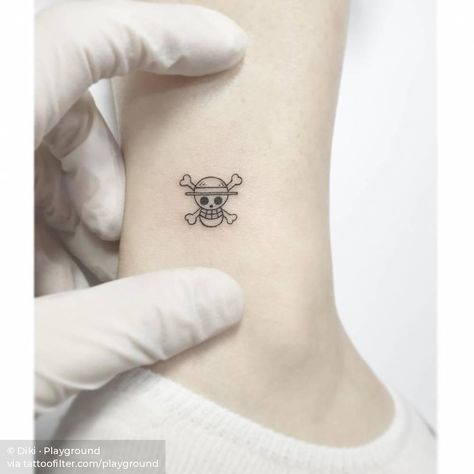 ONE PIECE Tattoos Anime Small, Small Luffy Tattoo, One Piece Mini Tattoo, One Piece Tattoos Small, One Piece Skull Tattoo, Simple One Piece Tattoo, Anime Mini Tattoo, One Piece Tattoos Ideas, Anime Tattoos One Piece