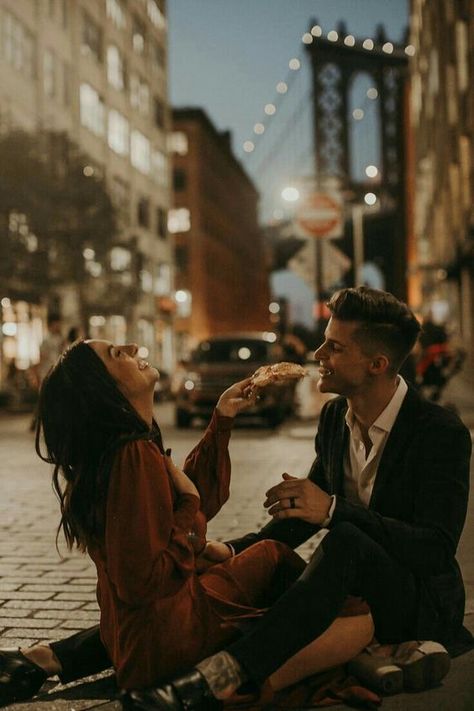 25+ City Engagement Photos To Use For Inspiration Couples City, Paris Photoshoot, Old Dress, Blur Image, Blogger Instagram, City Engagement Photos, City Photos, Travel City, Image Background