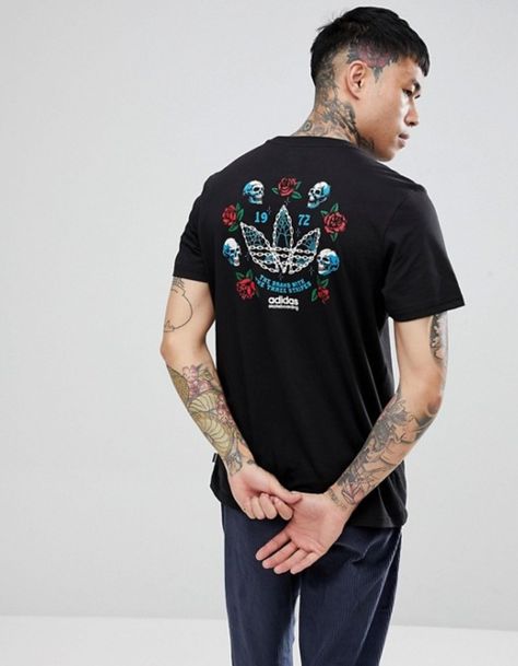 Adidas t-shirt ss18 Skateboard Outfits, Streetwear Inspiration, Adidas Skateboarding, Adidas T Shirt, Adidas Mens, Skating Dresses, Dc Shoes, Surfer Girl, Ladies Dress Design