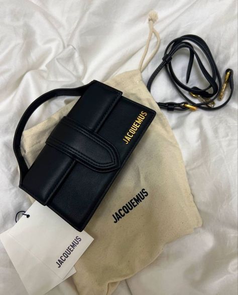 Black Jacquemus Bag Outfit, Jacemus Bags, Sac Jaquemus, Jacmousne Bag, Jaqmeous Bag, Black Jacquemus Bag, Jacquemus Black Bag, Purse Jacquemus, Jaquemus2020 Bag