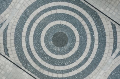 Museum Flooring, Floor Medallion, Granite Blocks, Paving Pattern, Street Installation, Outdoor Paving, Paver Tiles, Courtyard Gardens Design, Granite Tile