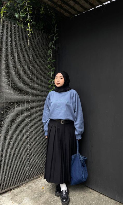 Bigsize Hijab Outfit, Curvy Hijab Outfit, Hijab Summer Outfits, Fashion Outfits Hijab, Big Size Outfit, Ootd Simple, Big Size Fashion, Outfit Hijab Casual, Ootd Hijab Casual