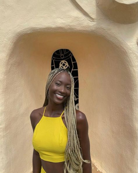 Blonde Braids Dark Skin Women, Afrocentric Braids, Blonde Braids Dark Skin, Blonde Braids Black Women Dark Skin, Micro Braids Styles, Box Braid Hair, Weave Hairstyles Braided, Blonde Braids, Braids Hairstyles Pictures