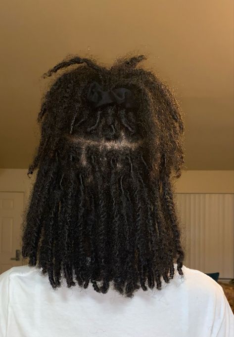 Beautiful Dreadlocks, Short Locs Hairstyles, Dreadlock Style, Dreadlock Styles, Natural Hair Twists, Protective Hairstyles Braids, Dread Hairstyles, Natural Hair Styles Easy, Dreadlock Hairstyles