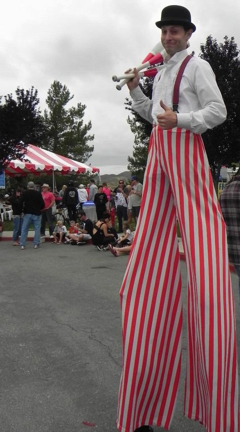 We have Stilt Walkers for every theme at your community event. Stilt Walkers Circus, Stilt Walker, Average Face, Carnival Baby Showers, University Events, Corporate Event Planning, Carnival Food, Gym Leaders, Theme Days