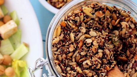 Give your soups, salads, yogurt, and avocado toast a crunchy, nutritional boost with this easy medley of roasted seeds. They're a healthy yummy snack as well. Pumpkin Beer Bread, Sunflower Seed Bread, Flax Seed Crackers, Roasted Seeds, Nutrition Challenge, Pumpkin Beer, Salad Toppers, Seed Bread, Yummy Healthy Snacks