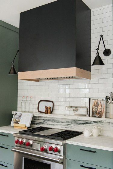 Modern Wood Range Hood, Hood Kitchen Modern, Black Stove Hood, Mcgee Design, Modern Hood, Modern Range Hood, Black Range Hood, Kitchen Hood Ideas, Modern Cabin Design