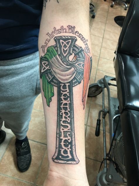 Irish Warrior Tattoo, Irish Flag Tattoo, Irish Tattoo, Celtic Tattoos For Men, Ireland Tattoo, Warrior Tattoo Sleeve, Irish Cross, Irish Tattoos, Flag Tattoo