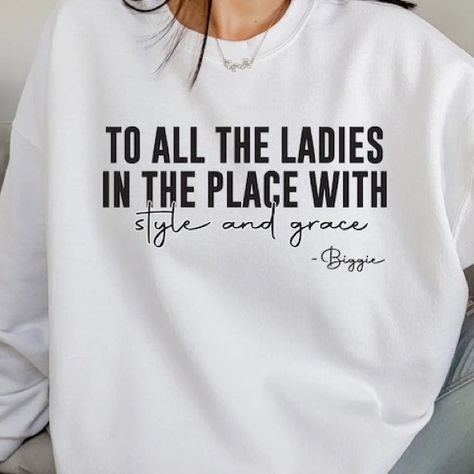 Comes In Black Or White Comment Which Color You Would Like! Cricut Black Shirt Ideas, Simple Vinyl Shirts For Women, Tshirt Sayings For Women, Shirt Ideas Vinyl Women Funny, Vinyl On Shirts, Makeup Shirts, Black Crop Hoodie, Peach Hoodie, Sublimation Business