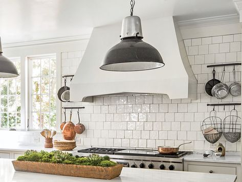 10 Classic Backsplash Options That Aren’t White Subway Tile | Think outside the white, rectangular box. Classic White Backsplash, Square Tile Backsplash, Kitchen Backsplash Images, Classic Backsplash, Neutral Cabinets, Backsplash Options, Subway Backsplash, Backsplash Tile Design, Subway Tile Backsplash Kitchen