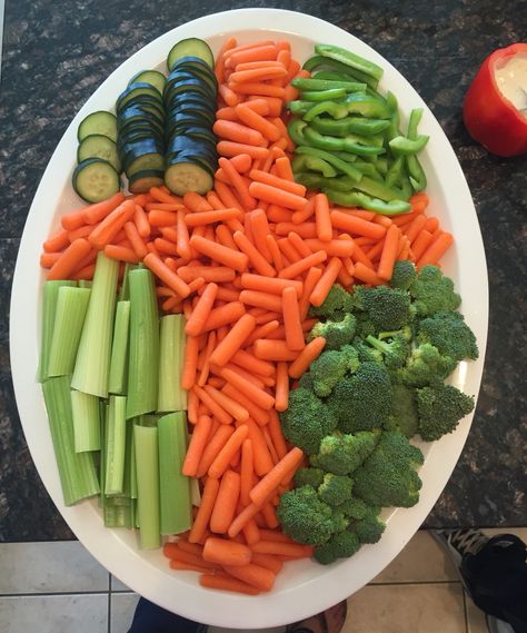 Easter Cross Veggie Tray Easter Egg Veggie Tray, Cross Veggie Tray, Easter Cross Fruit Tray, All Green Veggie Tray, Rainbow Veggie Tray Vegetable Platters, Veggie Tray Ideas, Fruit Tray Ideas, Easter Salad, Confirmation Party