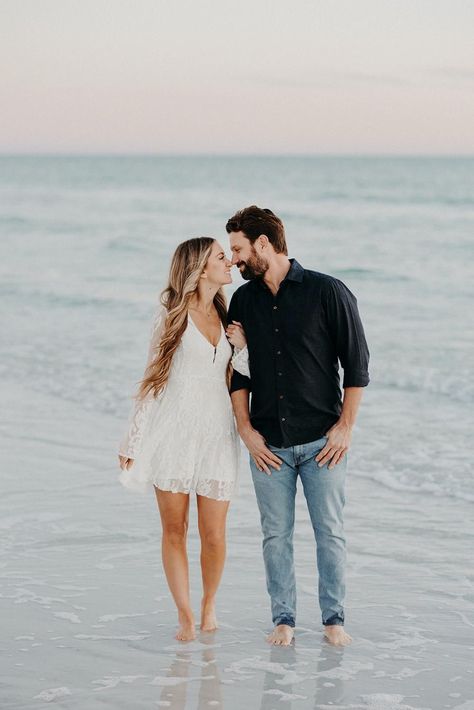 When these two asked me to do a Siesta Key Beach Engagement shoot for them, I was SO excited. As a Florida wedding photographer, I don't think I'll ever get tired of shooting on the beach. The ocean views are my FAV and make the perfect romantic backdrop for couples photos. The soon-to-be bride and groom danced in the water, giggled at their private jokes and basically just glowed in front of my camera. You don't wanna miss this shoot. Click the link to see more! | Taylor Shea Photo Engagement Photo Shoot Beach, Siesta Key Beach, Romantic Backdrop, South Florida Wedding, Beach Engagement Photos, Siesta Key, Ocean Views, Couples Photos, Beach Engagement