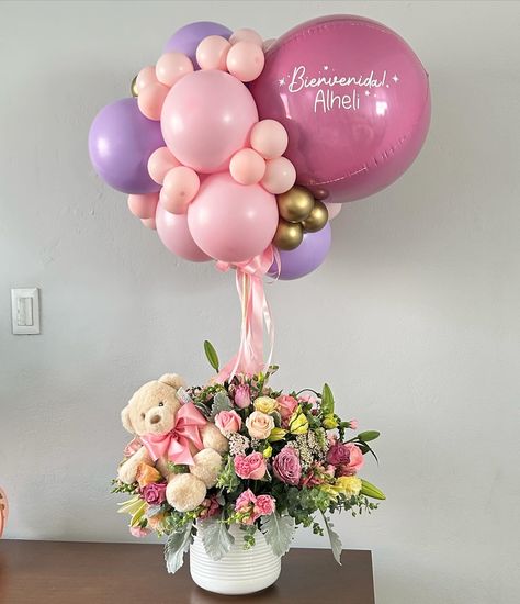 Balloon And Flowers, Balloon Inspiration, Balloons Gift, Flower Bear, Baby Balloon, Birthday Balloon Decorations, Balloon Gift, Balloon Flowers, Big Business