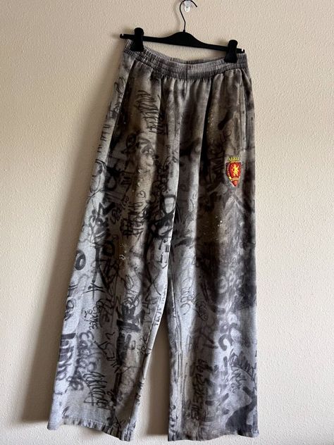 Balenciaga Skater Graffiti Sweatpants Graffiti Sweatpants, Skater Graffiti, Men's Bottoms, Youtube Logo, Balenciaga Mens, Saved Items, Mens Bottom, Balenciaga, Graffiti