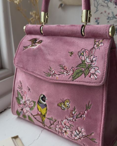 Morning Song Bird Embroidered Mini Pink Tote – Fable England US Tote Bag Embroidery Design, Fable England, Spring Time Outfits, Cottagecore Gifts, Spring Fashion Chic, Morning Songs, Dad Jewelry, Luxury Christmas Gifts, Mini Pink