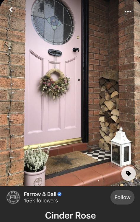 Cinder Rose Front Door, Pink Cottage Door, Whimsical Front Door, Pastel Front Door, Pink Front Door Brick House, Apartment Front Doors, Vintage Bedroom Styles, Cottage Front Doors, Pink Front Door