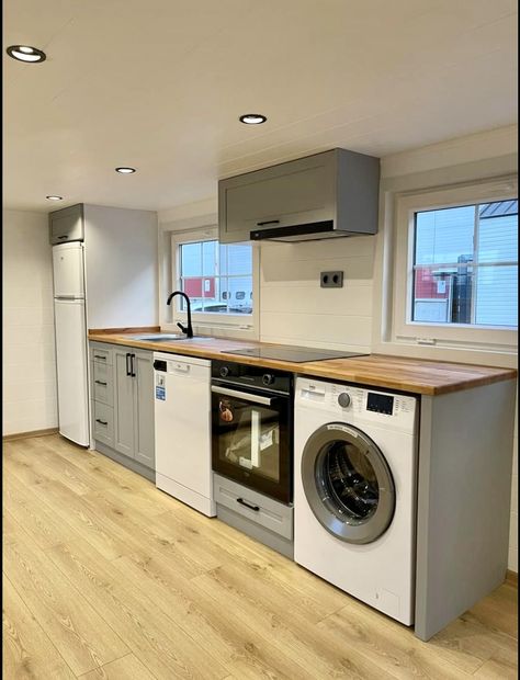 Kitchen With Washer And Dryer Layout, Dishwasher And Washing Machine Kitchen, Small Kitchen With Washer And Dryer, Small Kitchen With Laundry Area, Small Kitchen With Laundry, Small Kitchen With Washing Machine, Studio Kitchenette, Washer Dryer Kitchen, Dirty Kitchen Design