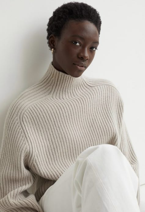 Best Fall Clothes from H&M Right Now - thatgirlArlene Turtleneck Jumper, Mock Turtleneck Sweater, Turtle Neck Jumper, Knit Wrap, Sweater Jumper, Ribbed Knit Sweater, Mock Turtleneck, Turtle Neck Dress, Women's Sweaters