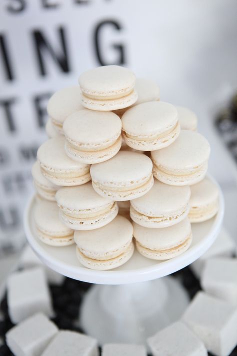 A Black and White 40th Birthday Dessert Table - www.sweetstyle.com.au 40th Birthday Dessert Table, White Dessert Tables, Birthday Dessert Table, Vanilla Macarons, Wedding Macarons, Macarons Macaroons, Dessert Table Birthday, White Desserts, Birthday Dessert