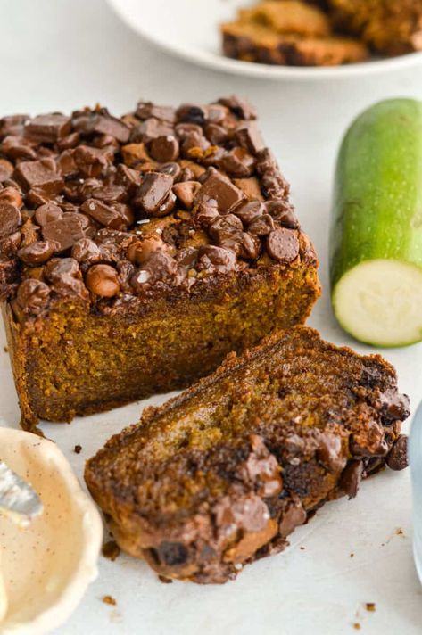 Flourless Chocolate Chip Zucchini Loaf Flourless Zucchini Bread, Clean Zucchini Bread, Chocolate Zucchini Loaf, Healthy Zucchini Bread, Zucchini Desserts, Yummy Muffins, 2024 Meals, Zucchini Loaf, Csa Box