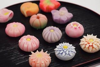 Wagashi Recipe, Snacks Japonais, Wagashi Art, Desserts Japonais, Dessert Chef, Japanese Wagashi, Japanese Sweets Wagashi, Japanese Cake, Japanese Sweet