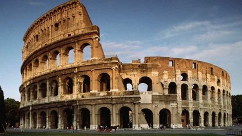 Civilización Romana y el Imperio Romano #civilización #civilizaciones #educación Visit Rome, Temple India, European Aesthetic, Landmark Buildings, Battle Of Britain, Balboa Park, Jaco, Ancient Architecture, Rome Italy