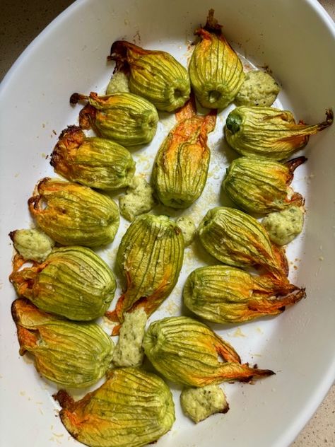 Oven Baked Zucchini Blossoms Zucchini Flower Recipes, Oven Baked Zucchini, Fennel Slaw, Flower Recipes, Oven Baked Ribs, Pasta Puttanesca, Zucchini Flowers, Zucchini Blossoms, Baked Ribs