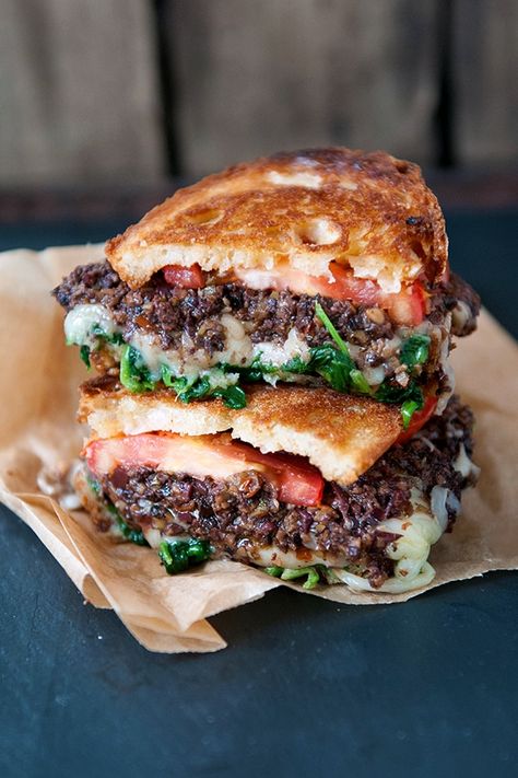 Cheese With Tomato, Grilled Cheese With Tomato, Tapenade Recipe, Tomato Spinach, Lent Recipes, Olive Tapenade, Burgers Sandwiches, Fun Foods, Entree Recipes