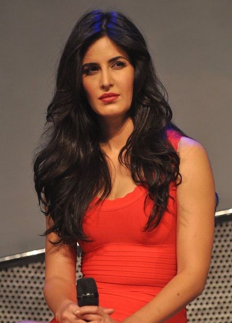 Katrina Kaif News Logo, Celebrity Haircuts, Katrina Kaif Photo, Francisco Lachowski, Glam Doll, Anushka Sharma, Amazing Pictures, Boys Over Flowers, Katrina Kaif