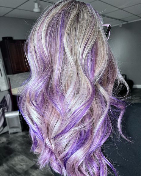 Blonde Hair And Purple Highlights, Purple Highlights With Blonde Hair, Light Purple Streaks In Blonde Hair, Silver With Purple Highlights, Pink And Purple Highlights Blondes, Blonde Hair With Purple Highlights Peekaboo Color, Blonde With Purple Lowlights, Blond Hair Purple Highlights, Violet Highlights In Blonde Hair