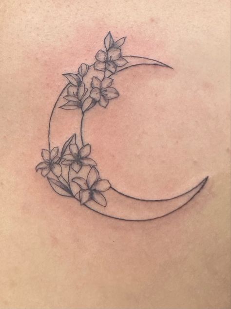 Always And Forever Flower Tattoo, Easy Flower Tattoos Simple, Night Blooming Jasmine Tattoo, Jasmine Flower Drawing Tattoo, Arabian Jasmine Flower Tattoo, Jasmine Flower Drawing, Moon And Flower Tattoo, Moon Flower Tattoo, Jasmine Flower Tattoo