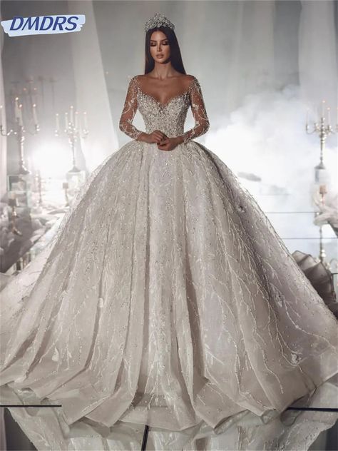 Charming Strapless Wedding Dress 2024 Elegant Beaded Ball Gown Luxurious Sleeveless Floor Length