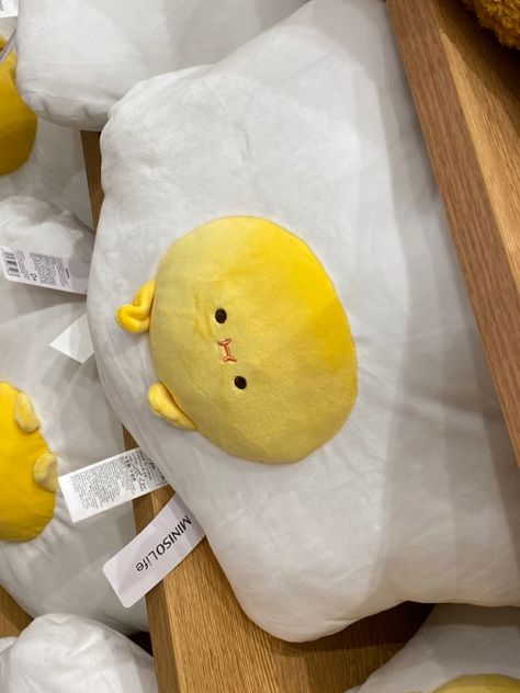 Egg Plushie, Egg