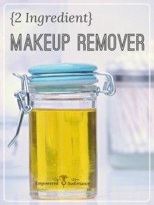 Diy Makeup Remover Wipes, Makeup Remover Recipe, Diy Makeup Brush Cleaner, Easy Diy Makeup, Diy Makeup Brush, Diy Makeup Remover, Natural Makeup Remover, Makeup Recipes, Cheap Makeup Brushes