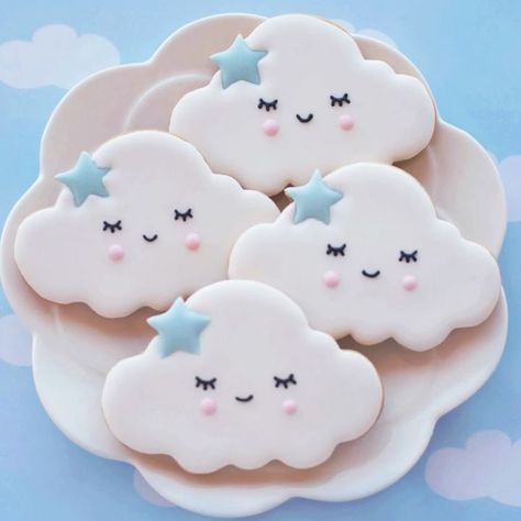 Baby shower cookies 3 Resepi Biskut, Clouds And Stars, Idee Babyshower, Twinkle Twinkle Baby Shower, Cookie Bouquet, Sugar Cookie Designs, Baby Cookies, Cookies Decorated, Star Baby Showers