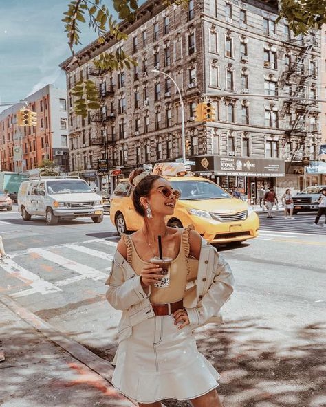 VERANO #nuevayork #nyc #outfit #verano Nyc Photo Ideas, Tara Milk Tea, Nyc Pics, Ny Life, New York Summer, Photography New York, New York Outfits, York Aesthetic, New York Pictures