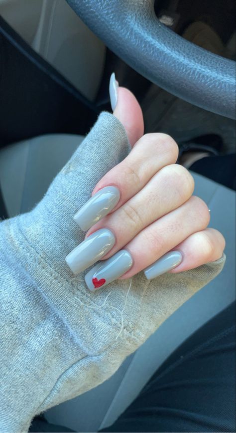 Grey Nail Designs Square, Pink And Grey Valentine Nails, Red And Grey Nails Ideas, Red And Grey Nails Design, Grey Red Nails, Grey Valentine Nails, Grey French Tip Acrylic Nails, Gray Valentines Day Nails, Grey Simple Nails