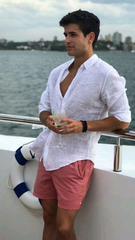 Mens Vacation Outfits, Vacation Outfits Men, Beach Outfit Men, Men's Summer Outfit, Style Masculin, Mens Summer Outfits, Mens Casual Outfits Summer, Men Fashion Casual Shirts, Mens Casual Dress Outfits