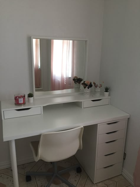 Alex Drawer, Ikea Closet, Closet Bathroom, Makeup Room Decor, Dekorasi Kamar Tidur, Makeup Rooms, Vanity Room, New Room Ideas, Vanity Makeup