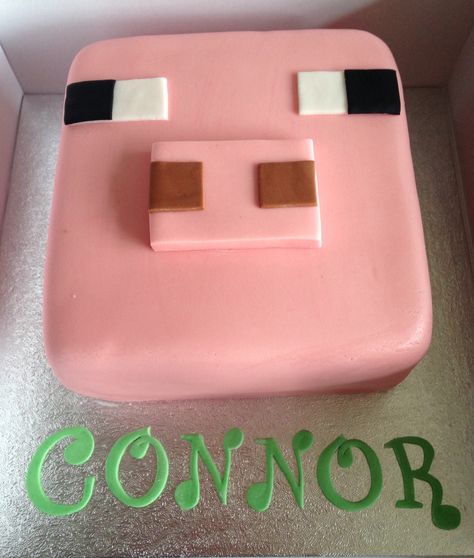 Minecraft pig cake Minecraft Pig Cake, Pastel Minecraft, Minecraft Cakes, Cake Minecraft, Minecraft Pig, Minecraft Birthday Cake, Pig Birthday Cakes, Bday Party Kids, Decorator Frosting